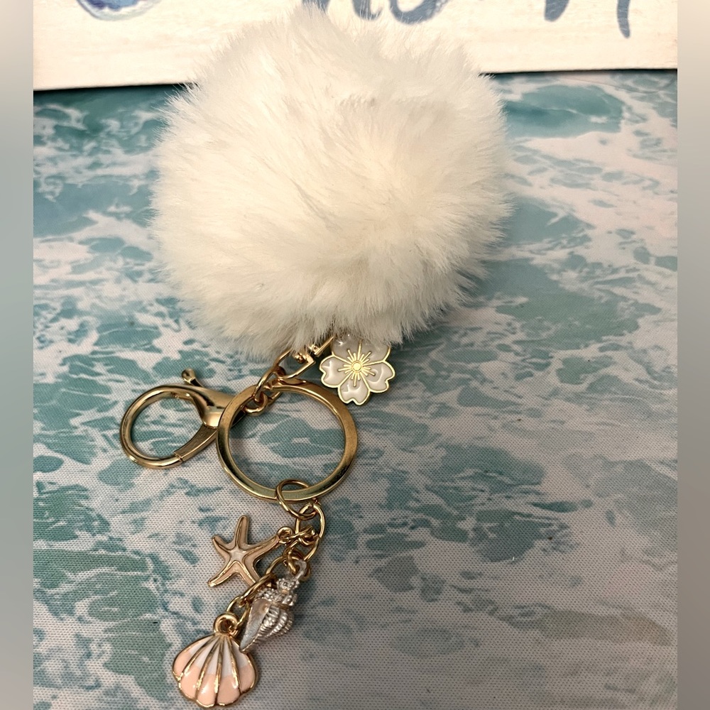 Sea Shell Bag Chain/Keychain